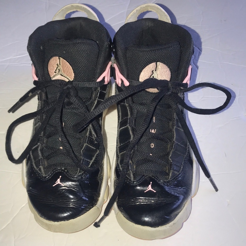 Girl’s Jordan Six Rings Basketball Shoes
